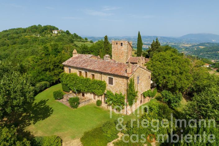 Image No.12-7 Bed Country House for sale