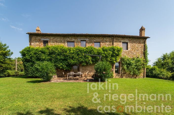 Image No.14-7 Bed Country House for sale