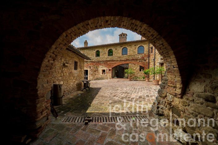 Image No.24-7 Bed Country House for sale