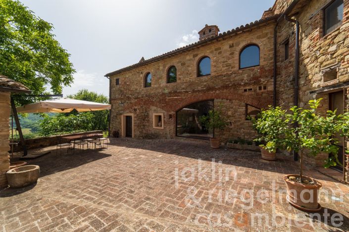 Image No.26-7 Bed Country House for sale