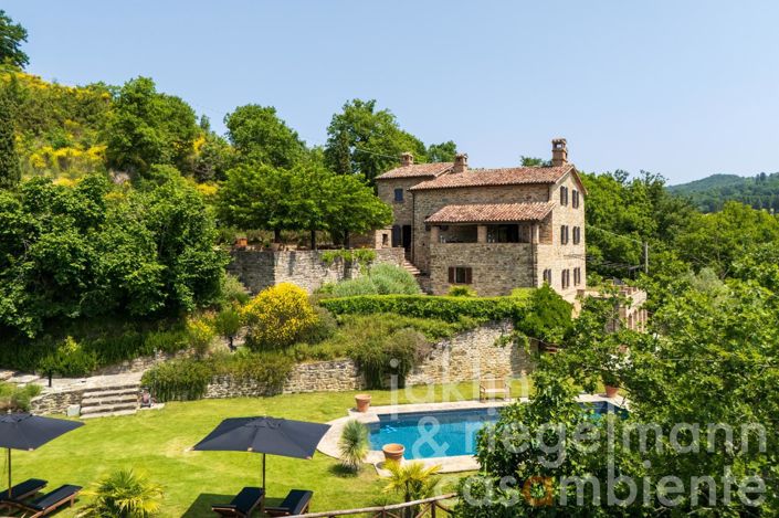 Image No.2-4 Bed Country House for sale