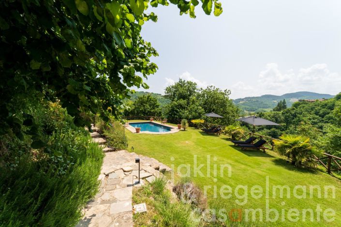 Image No.37-4 Bed Country House for sale