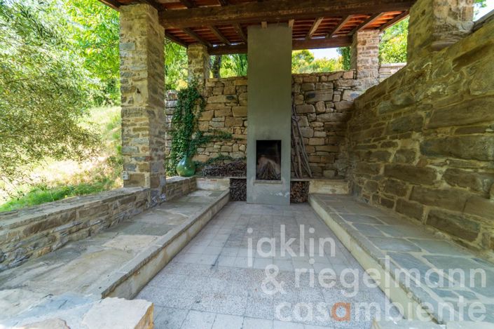 Image No.42-4 Bed Country House for sale