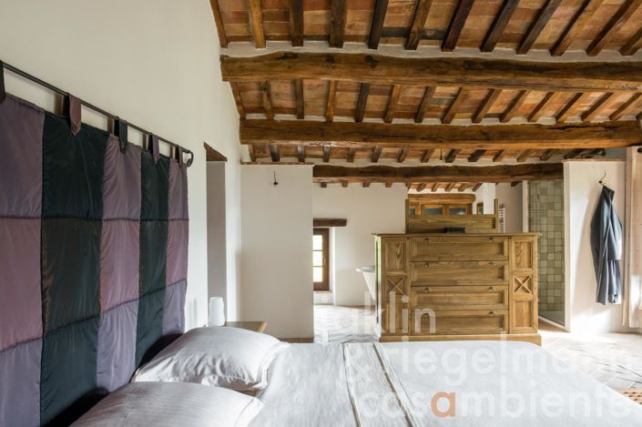 Image No.58-4 Bed Country House for sale