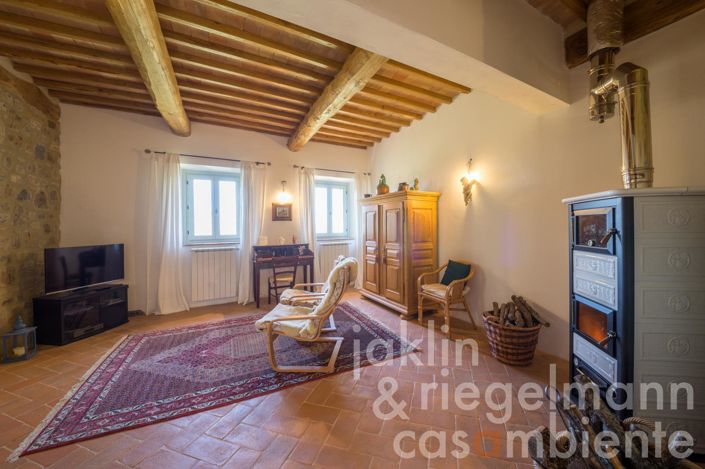 Image No.20-4 Bed Country House for sale