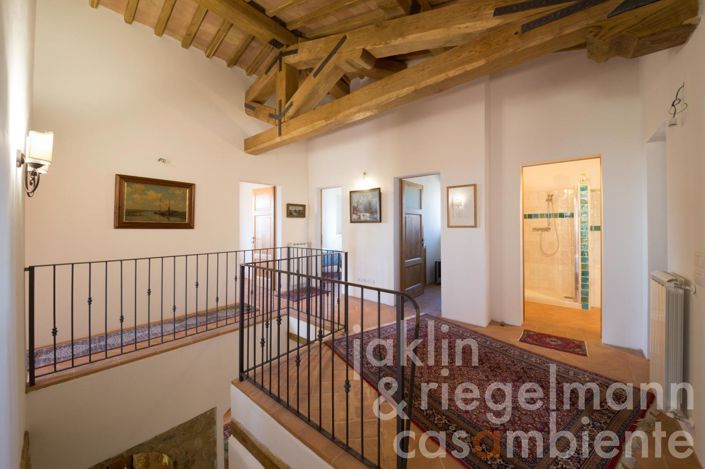 Image No.24-4 Bed Country House for sale