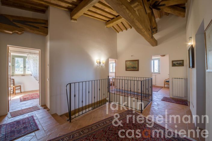 Image No.25-4 Bed Country House for sale