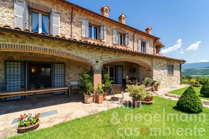 Image No.14-7 Bed Country House for sale