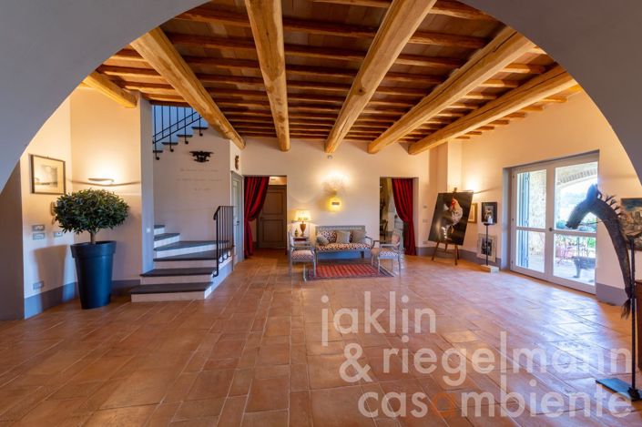 Image No.22-7 Bed Country House for sale