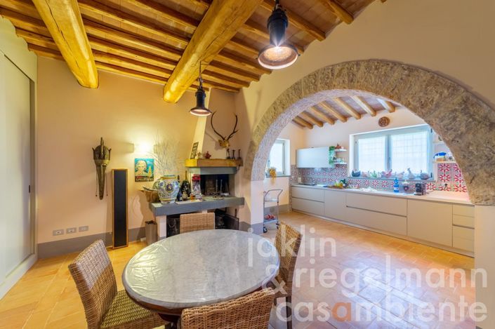 Image No.28-7 Bed Country House for sale