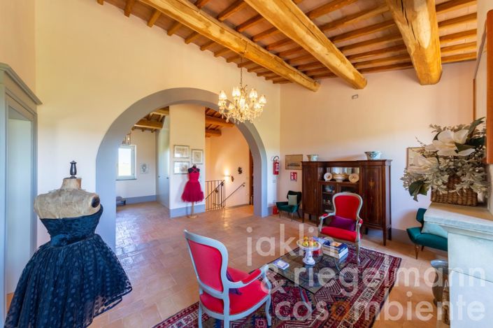 Image No.37-7 Bed Country House for sale