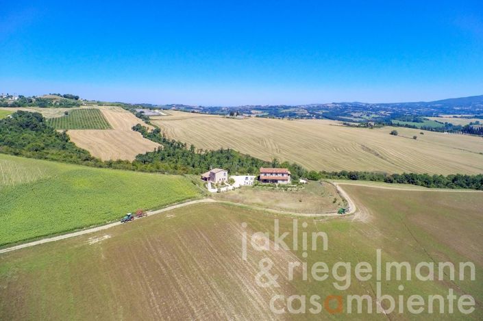 Image No.7-7 Bed Country House for sale