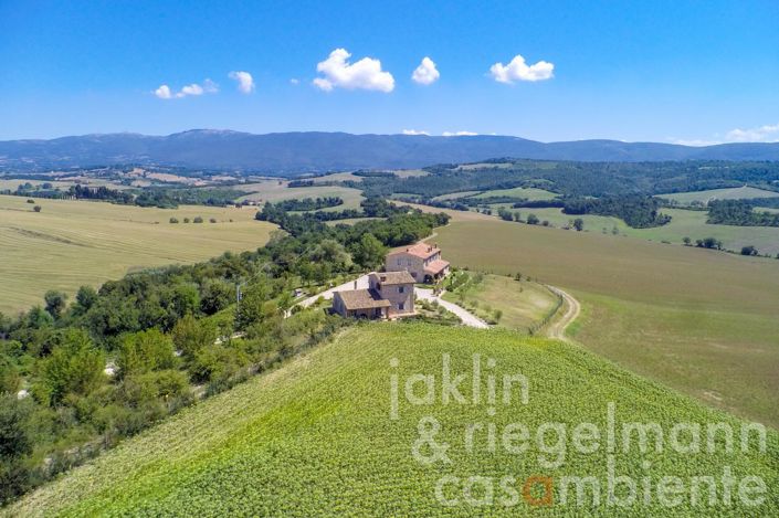 Image No.9-7 Bed Country House for sale