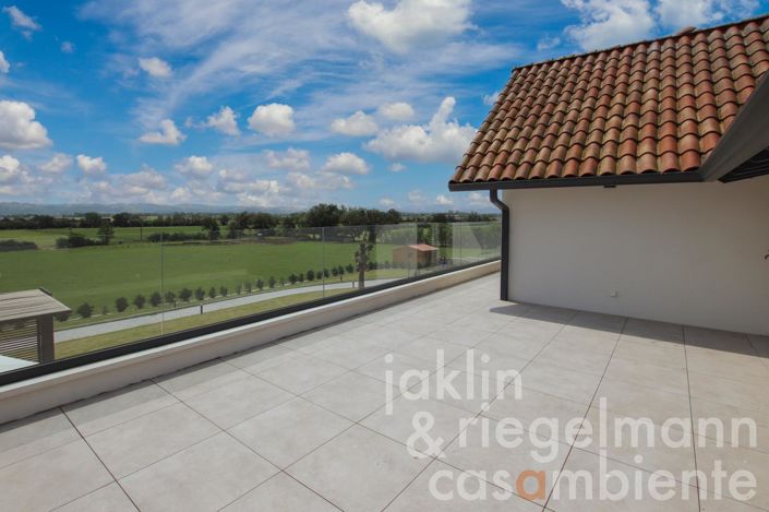 Image No.14-4 Bed Country House for sale