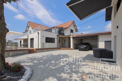 65832ba7d76c4m410902