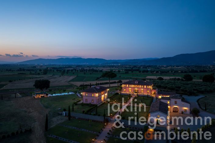 Image No.25-10 Bed Country House for sale