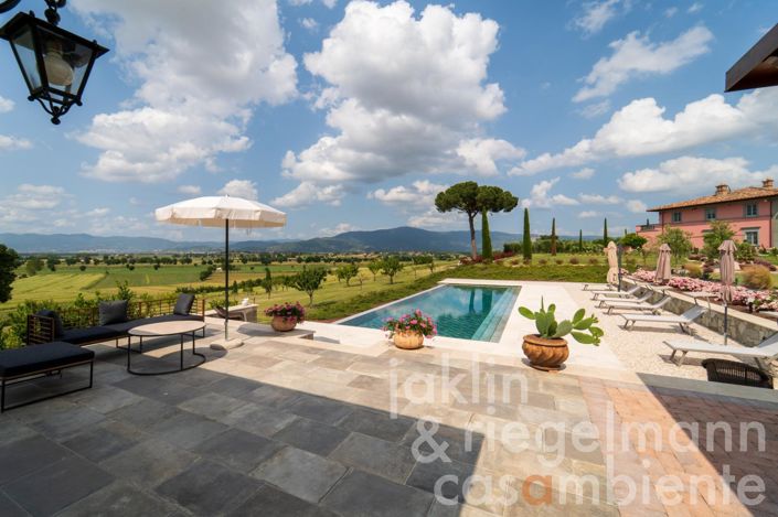 Image No.49-10 Bed Country House for sale