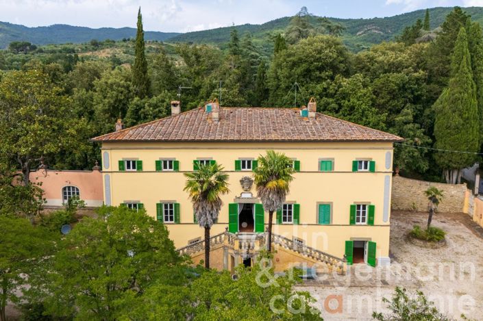 Image No.1-10 Bed Villa for sale