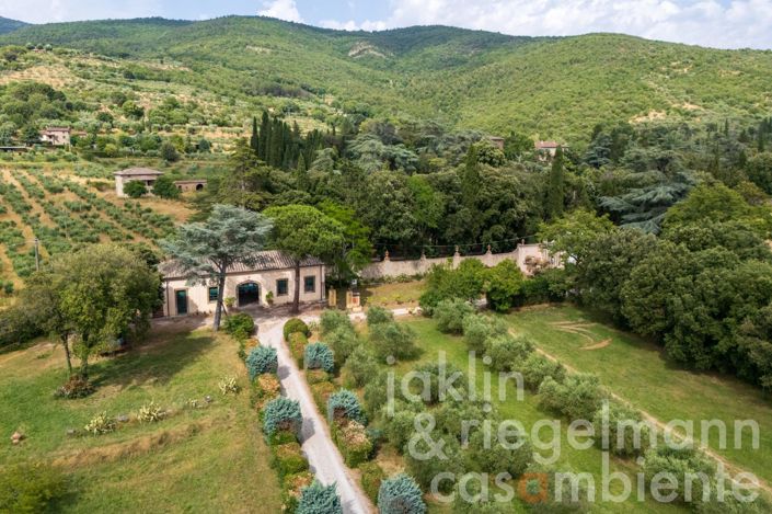 Image No.27-10 Bed Villa for sale