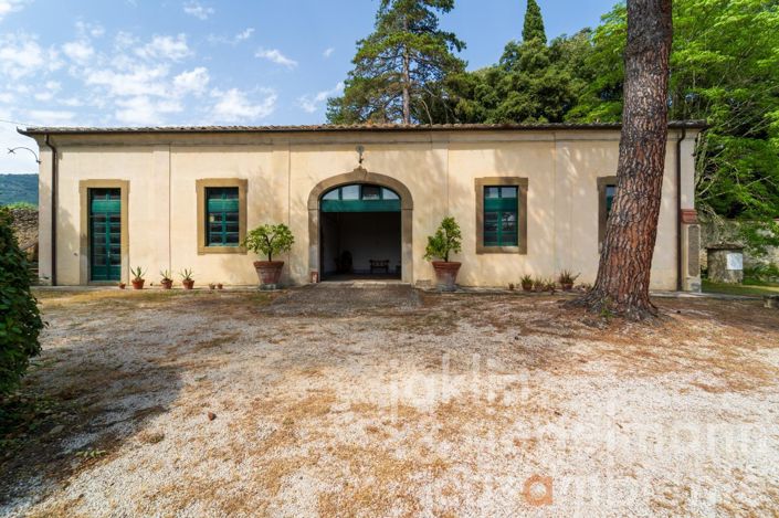 Image No.30-10 Bed Villa for sale