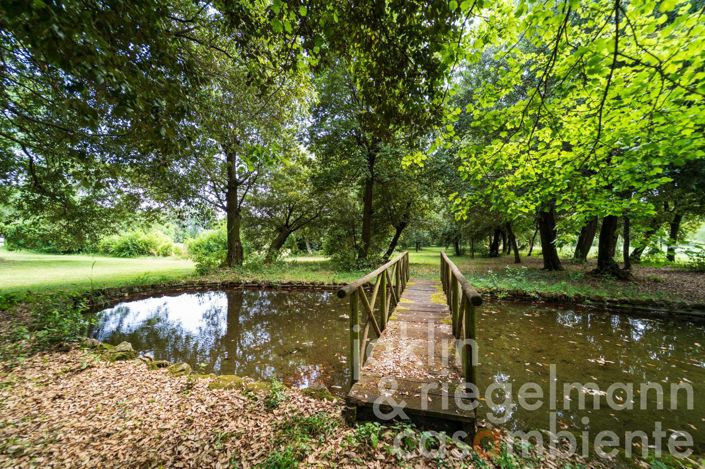 Image No.41-10 Bed Villa for sale