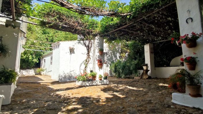 Image No.14-6 Bed Villa for sale