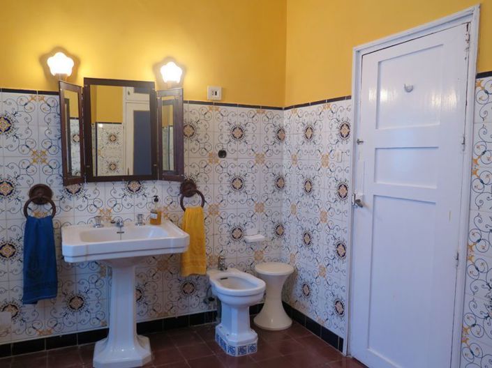 Image No.39-6 Bed Villa for sale