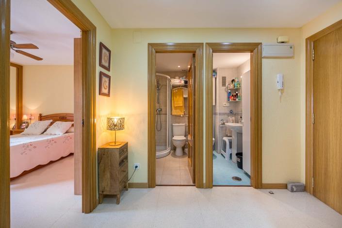 Image No.12-1 Bed Apartment for sale