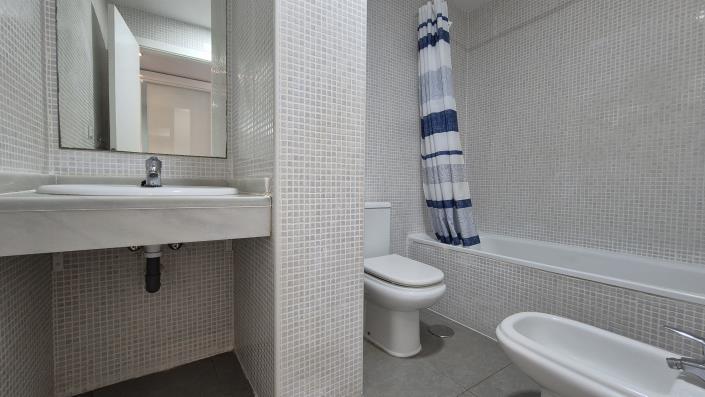 Image No.10-1 Bed Apartment for sale