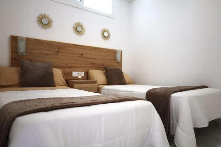 Image No.4-2 Bed Apartment for sale