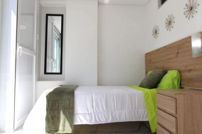 Image No.21-2 Bed Apartment for sale