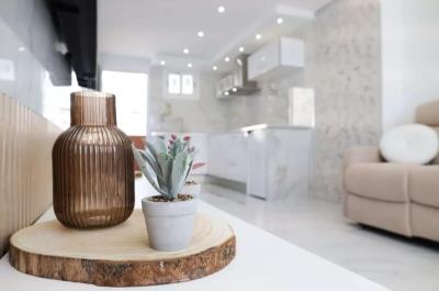 DeWatermark-ai_1758017170495