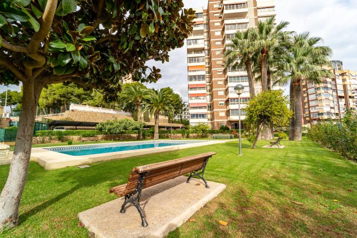 Image No.13-4 Bed Apartment for sale