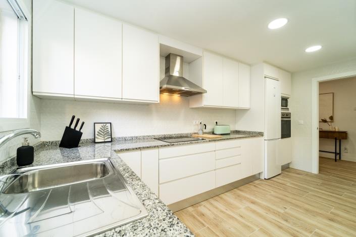 Image No.42-4 Bed Apartment for sale