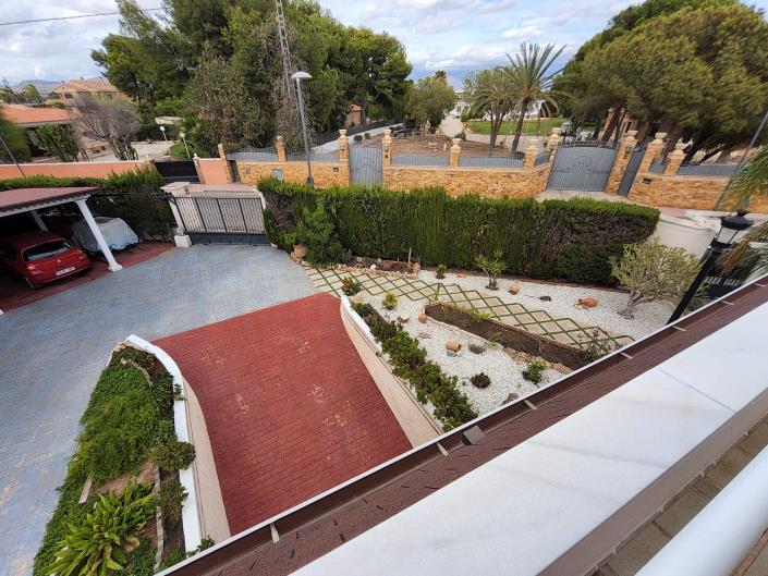 Image No.26-5 Bed Chalet for sale