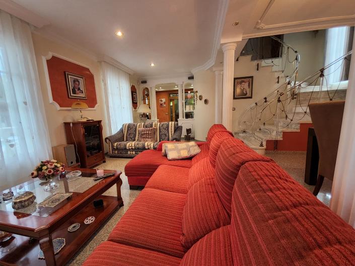 Image No.36-5 Bed Chalet for sale