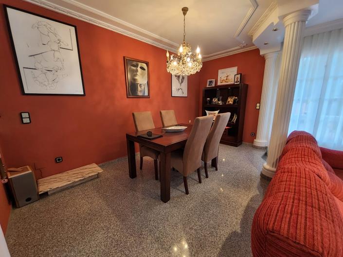 Image No.39-5 Bed Chalet for sale