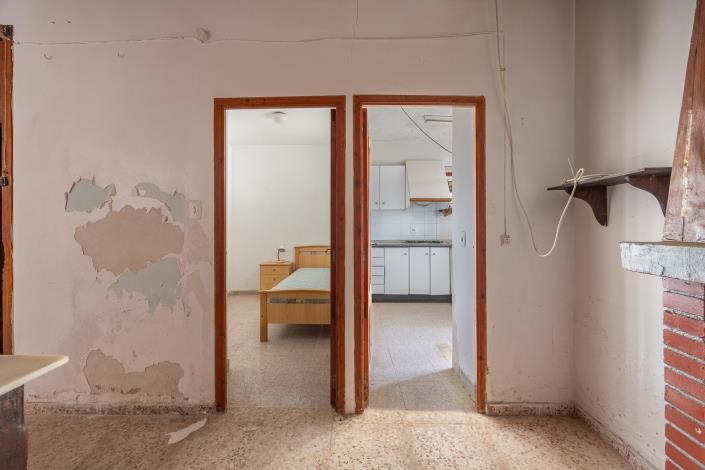 Image No.23-4 Bed Townhouse for sale