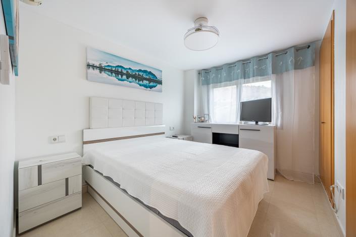 Image No.8-2 Bed Apartment for sale