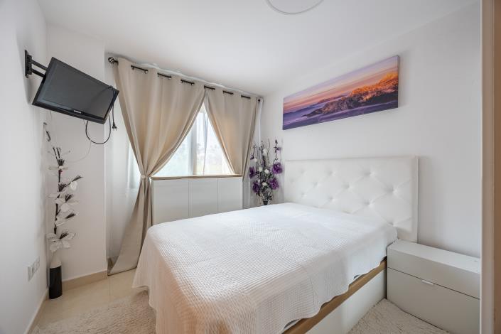 Image No.13-2 Bed Apartment for sale