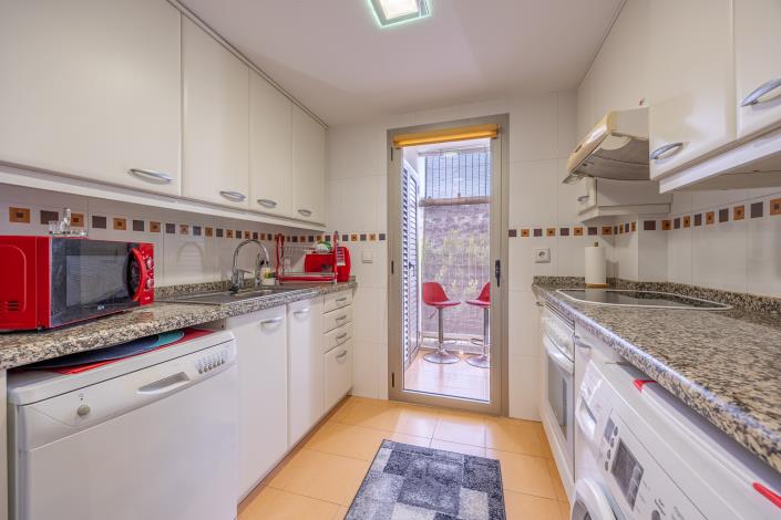 Image No.16-2 Bed Apartment for sale