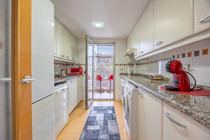 Image No.19-2 Bed Apartment for sale