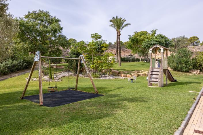 Image No.5-2 Bed Apartment for sale