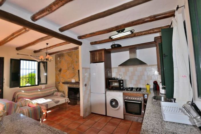 Image No.5-5 Bed Country House for sale