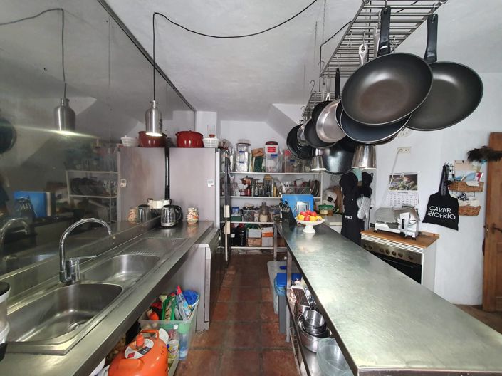 Image No.17-2 Bed Townhouse for sale