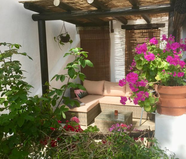 Image No.3-3 Bed Property for sale