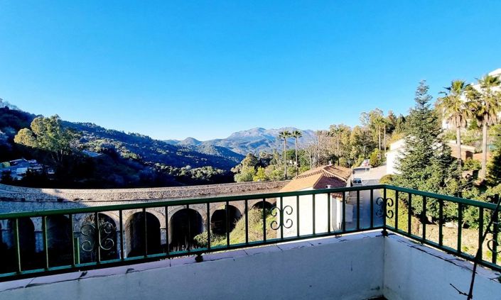 Image No.1-4 Bed Village House for sale