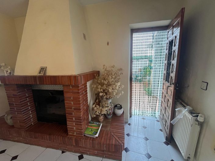 Image No.16-4 Bed Village House for sale