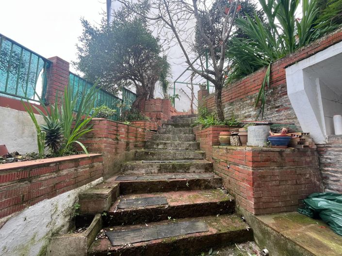 Image No.9-4 Bed Village House for sale