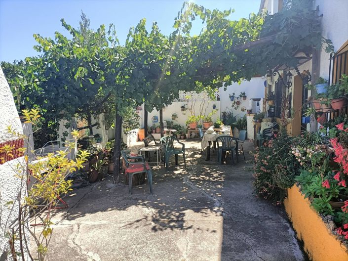 Image No.22-3 Bed Country House for sale